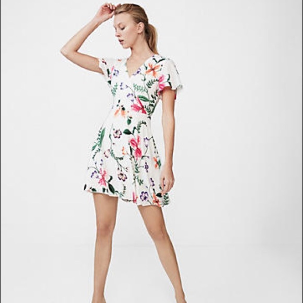 Express Floral Surplice Fit & Flare Dres, S NWT